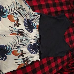 Crop top tank and heigh waisted shorts with belt